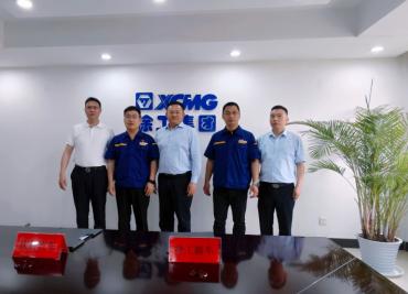 Hợp tác thương hiệu và chia sẻ nguồn lực, Qingling Motors và XCMG đã ký thỏa thuận hợp tác chiến lược.